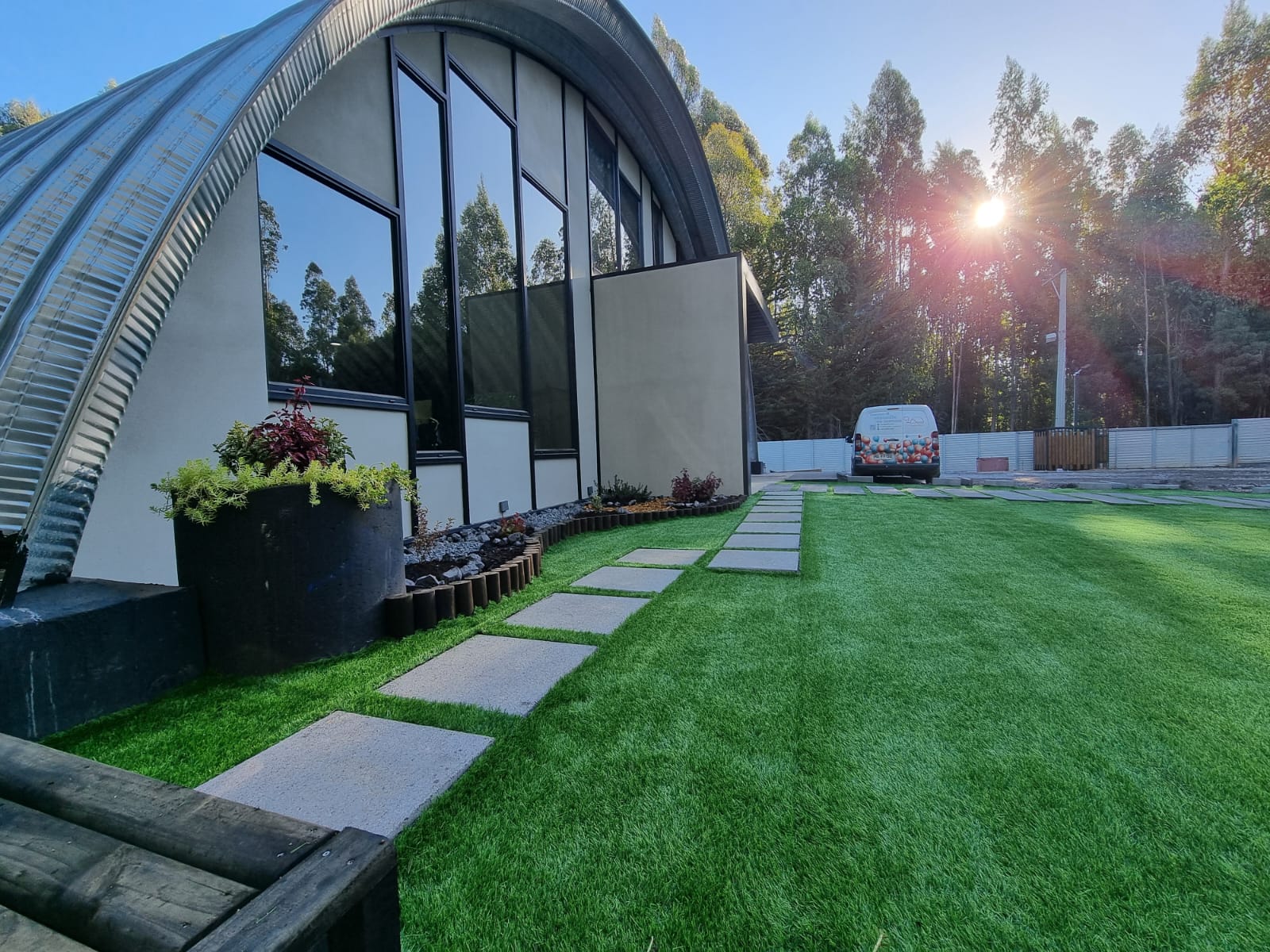 Casa de cumpleaños y centro de eventos CurvyPark en Concepción, rodeado de naturaleza